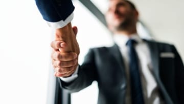metiers-relation-client-commercial